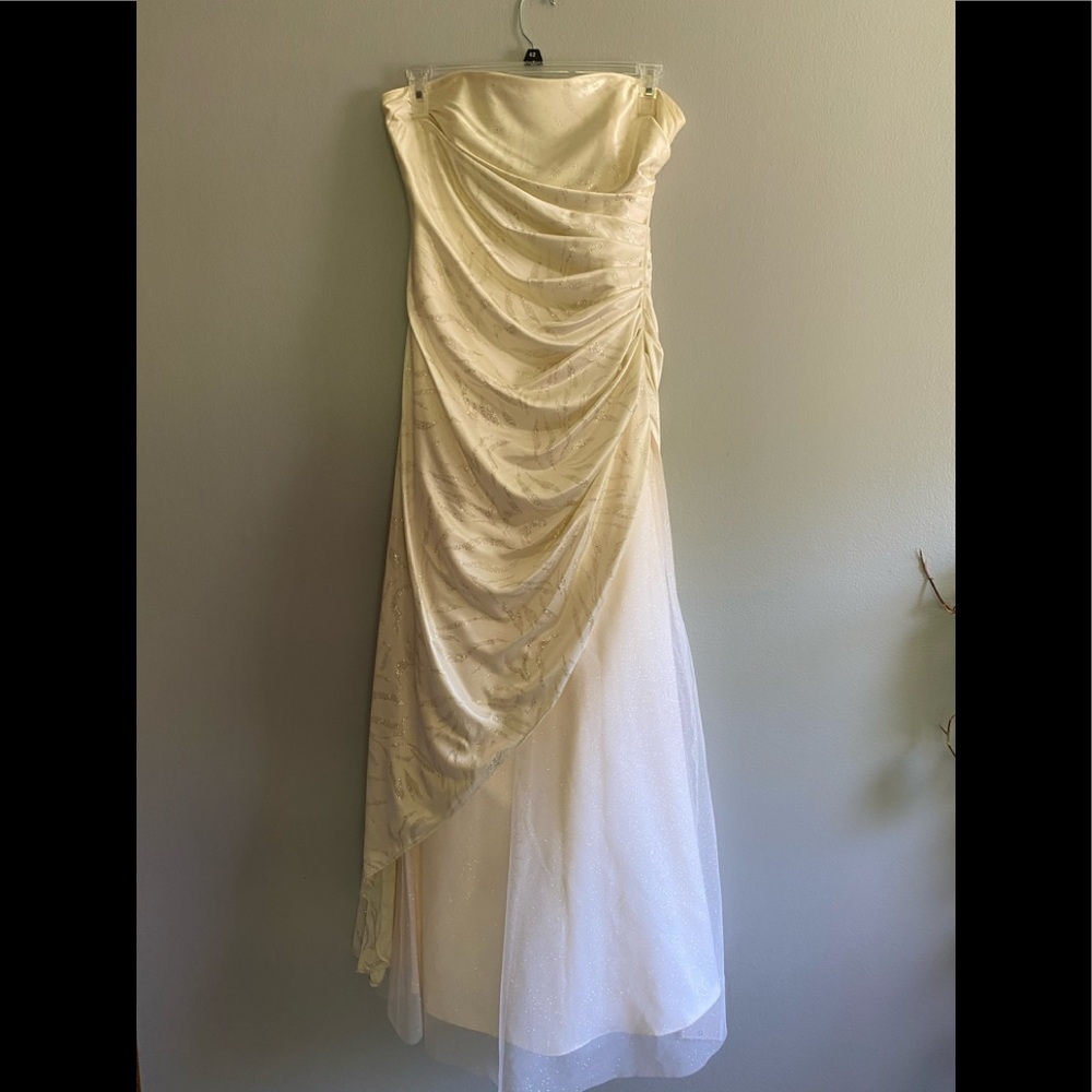 Strapless, ivory and glitter prom dress